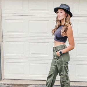 Meet your Posher, Mallory